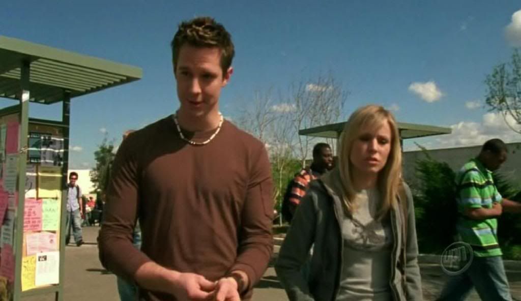 When did veronica and logan start dating