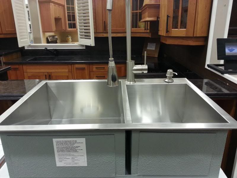 HD - Presenza Kitchen Sink and Faucet Combo - Clearance - Scarborough ...