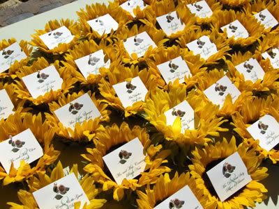 Sunflower Wedding Ideas on Inspiration For A Black  White   Yellow Wedding