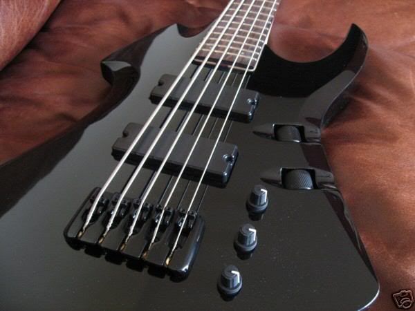 maverick bass