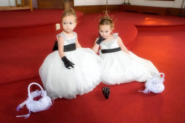 IMAGE: http://i65.photobucket.com/albums/h223/jra2212/waiting.jpg