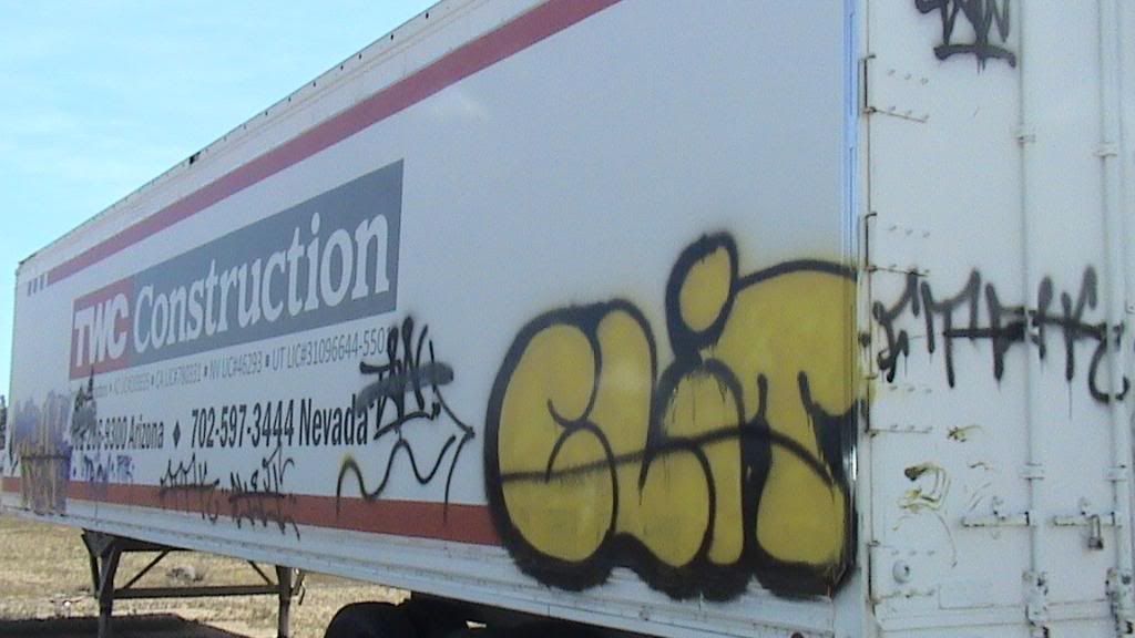 TWCConstructionGraffitiRemoval00-2.jpg