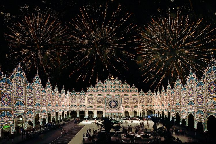 scorrano-le-santa-domenica-luminarie-e-fuochi-pirotecnici_zps0558d730.jpg