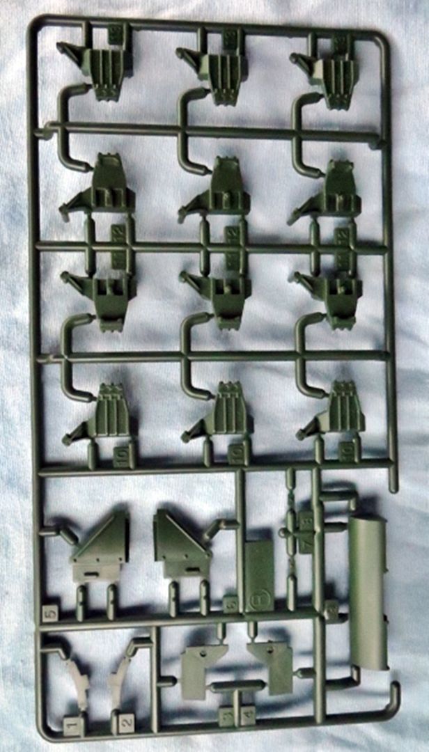 sprue1_zpsvjxjmo53.jpg