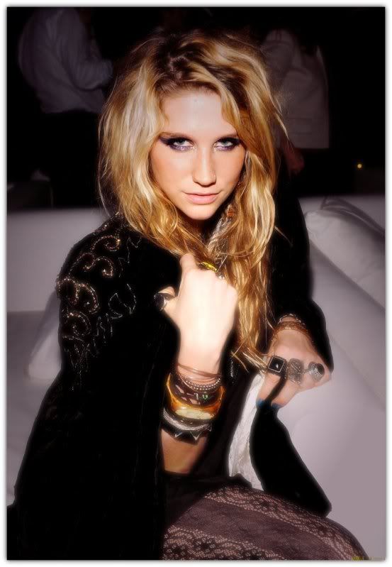 kesha yearbook pic. Ke$ha.