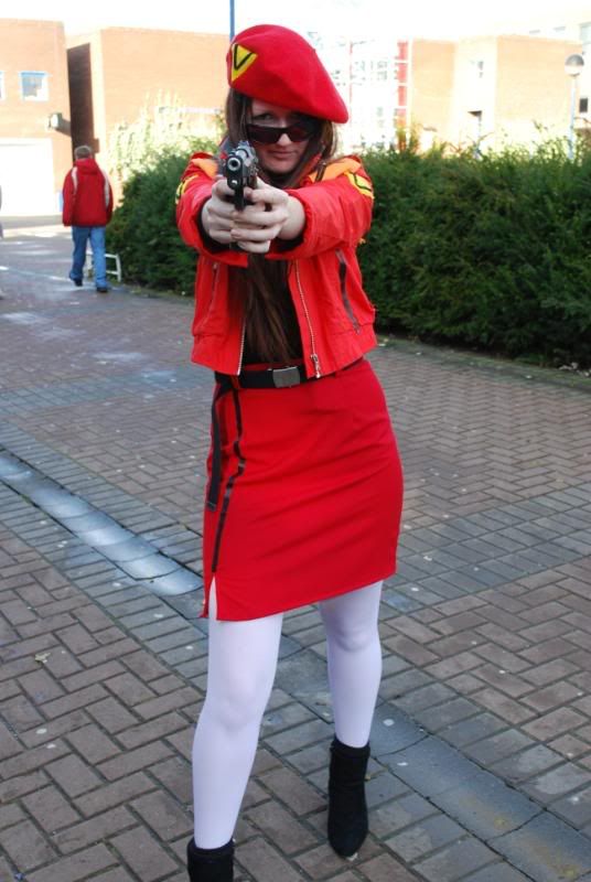 Forum Image: http://i65.photobucket.com/albums/h232/Nicanri/Eirtakon_09_Yaaaay/DSC_0454.jpg