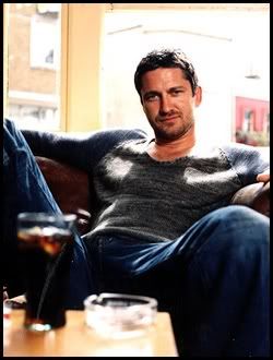 Gerard Butler! Pictures, Images and Photos