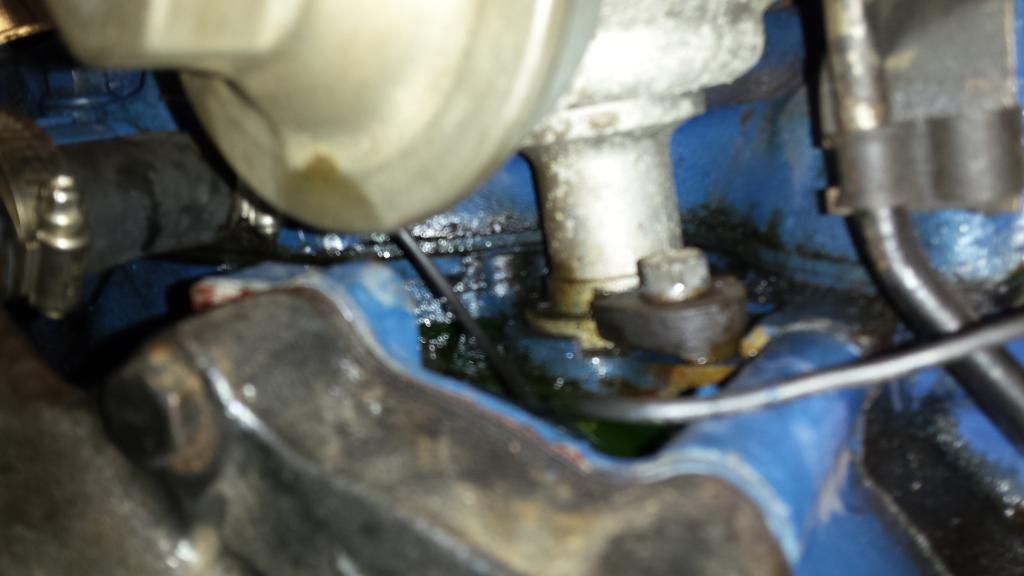 Please help identify my Oil Leaks 460 Ford Forum
