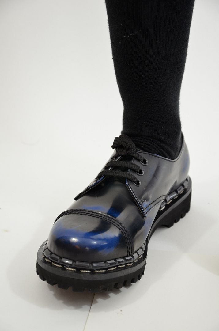 demonia oxford shoes