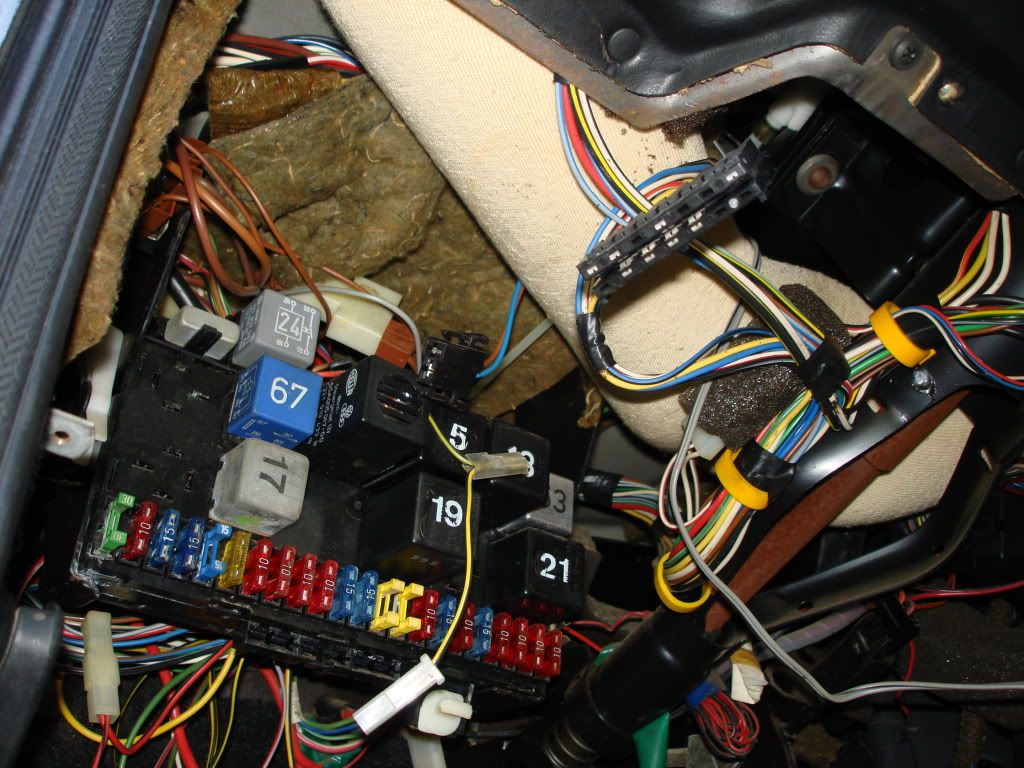 CE1 door chime relay location???? VW Vortex Volkswagen Forum