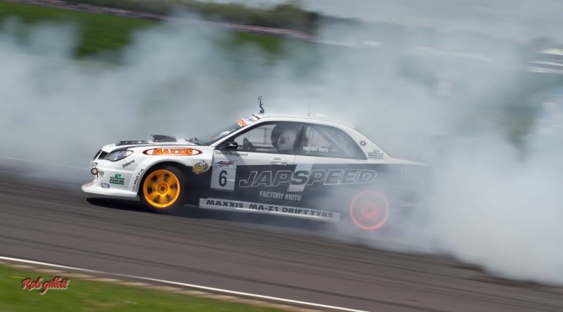 IMAGE: http://i65.photobucket.com/albums/h238/madasscivic/IMG_6959copy.jpg