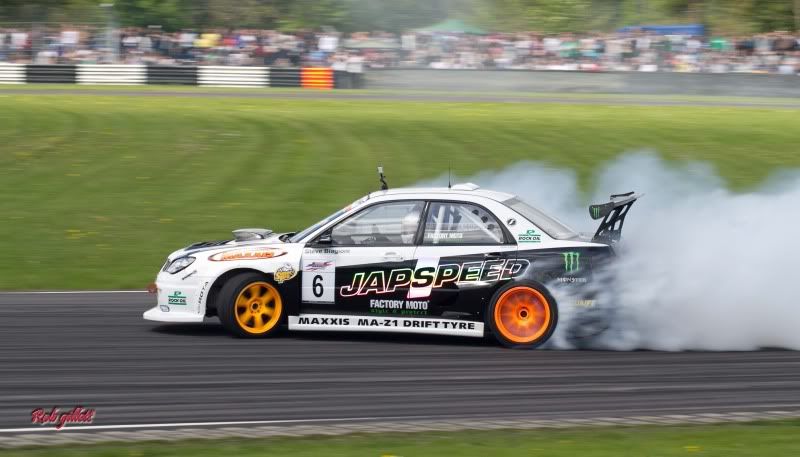 IMAGE: http://i65.photobucket.com/albums/h238/madasscivic/IMG_7064copy.jpg