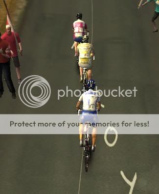 i65.photobucket.com/albums/h201/matthew493/Daniel%20Martin/2010/Vuelta/Stage%2017/Thebreak.jpg