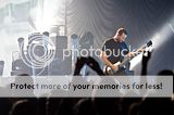 http://i65.photobucket.com/albums/h225/Dinka_75/Nickelback/Joe_Louis_Arena/th_027.jpg
