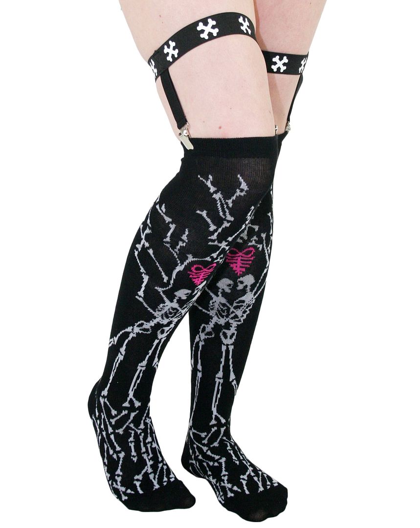 TOO FAST GOTHIC GOTH SKELETON DOLL PUNK EMO TATTOO ROCKABILLY GARTER ...